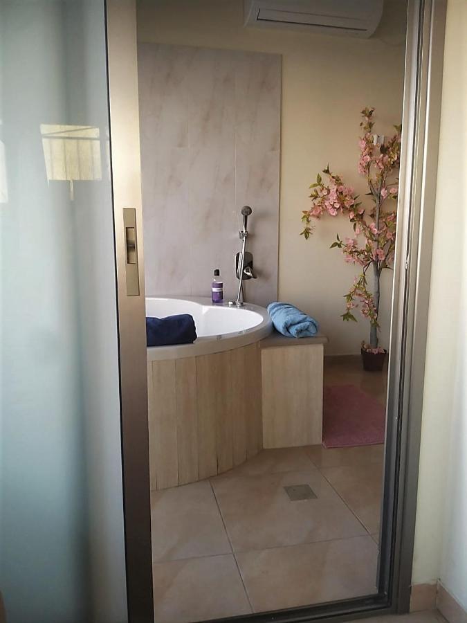 Panorama Bay View 3 Room ไฮฟา ภายนอก รูปภาพ